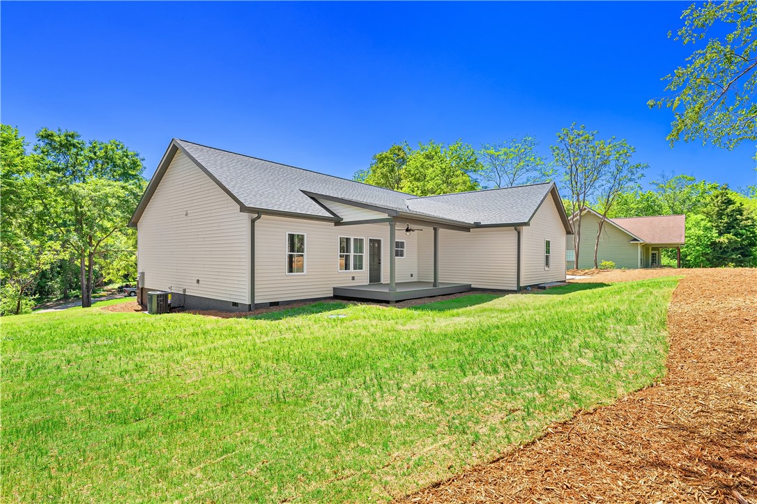 411 Calm Oak Drive Seneca, SC 29678 - Photo 22 of 25