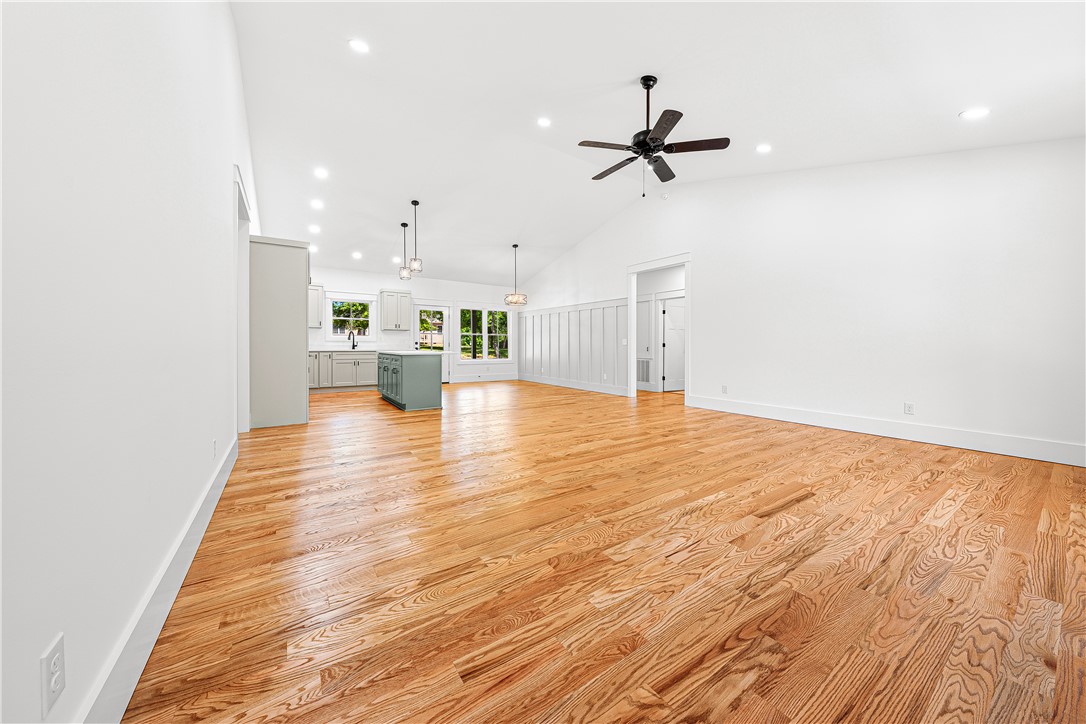 411 Calm Oak Drive Seneca, SC 29678 - Photo 5 of 25