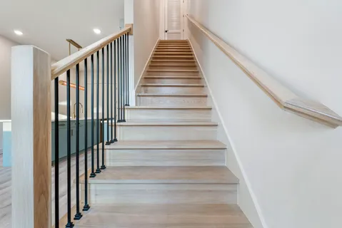 $679,900 | 106 East Fairview Drive, Nashville, TN 37203