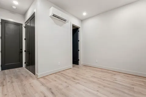 $679,900 | 106 East Fairview Drive, Nashville, TN 37203