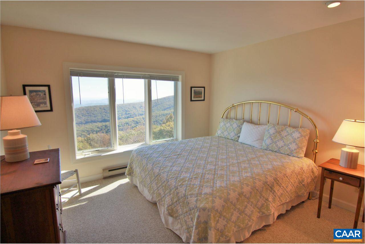 1815 High Ridge Court Wintergreen, VA 22967 - Photo 10 of 32 Gallery Image 10