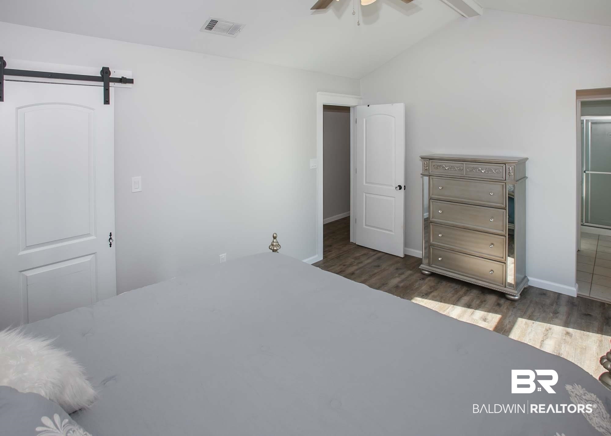 19 Magnolia Circle Foley, AL 36535 - Photo 15 of 34 Primary Bedroom