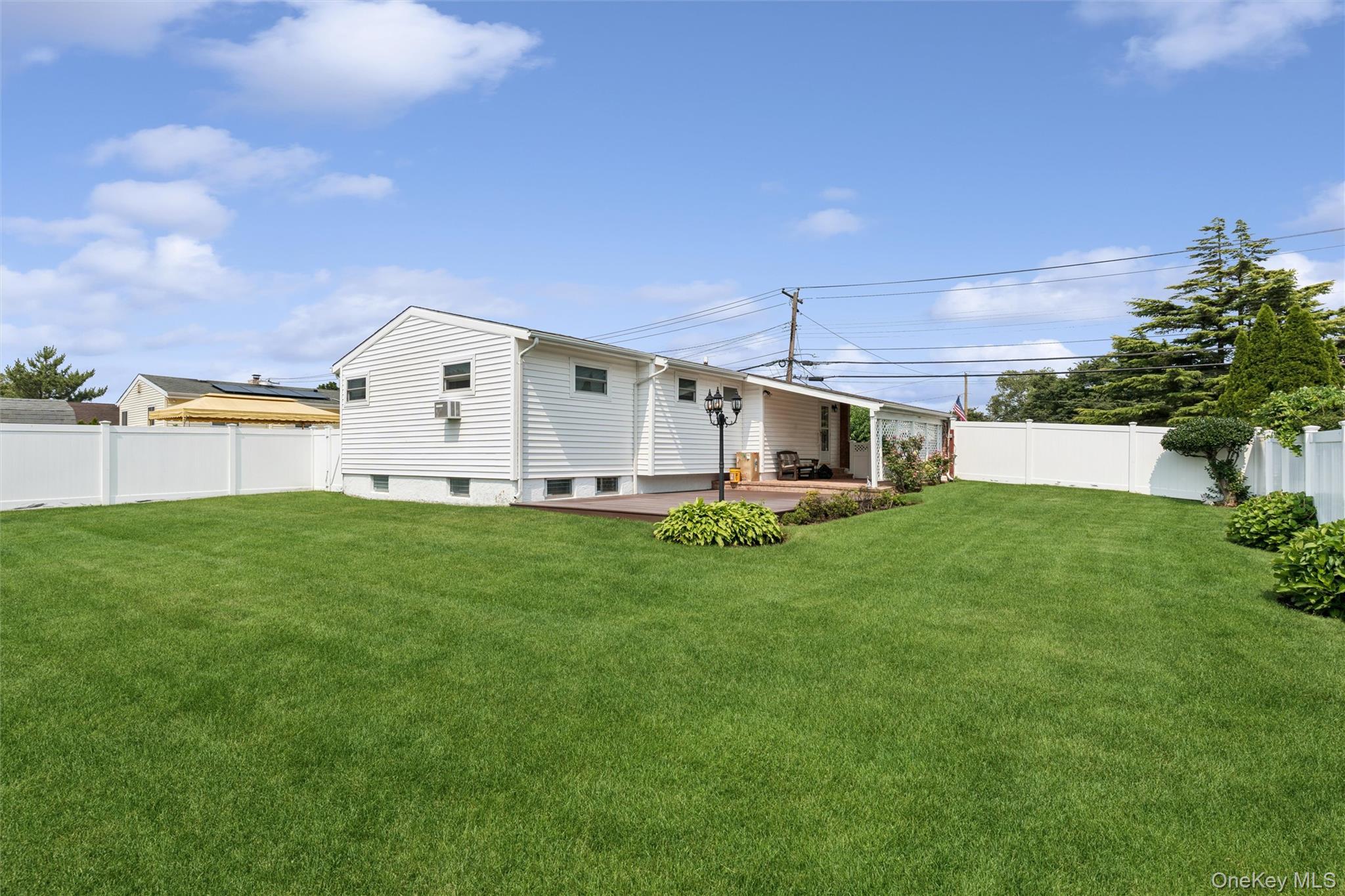 114 Miller Road Hicksville, NY 11801 - Photo 39 of 40