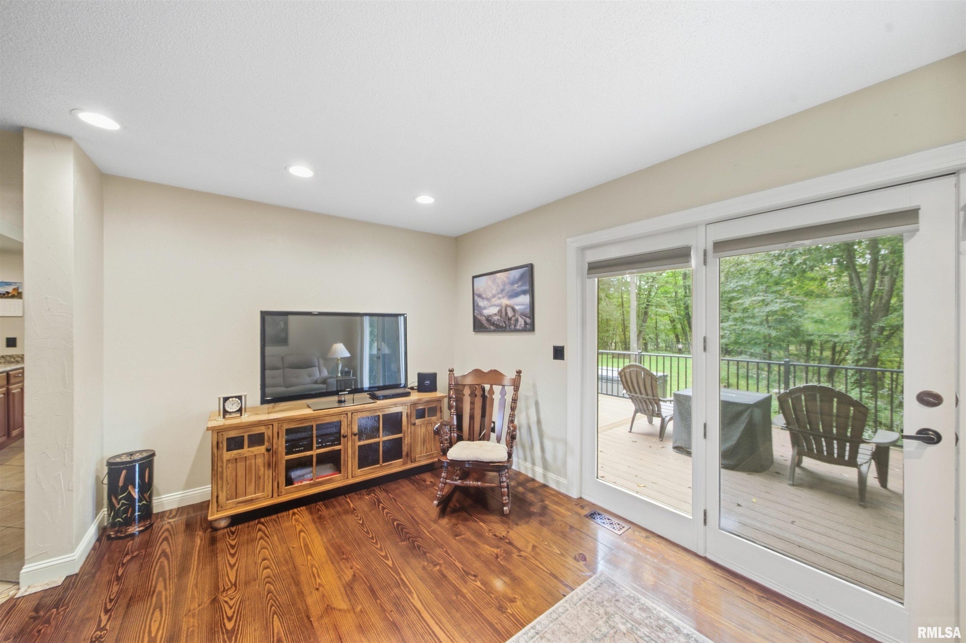 11511 Evans Mill Road Princeville, IL 61559 - Photo 9 of 72 Gallery Image 9