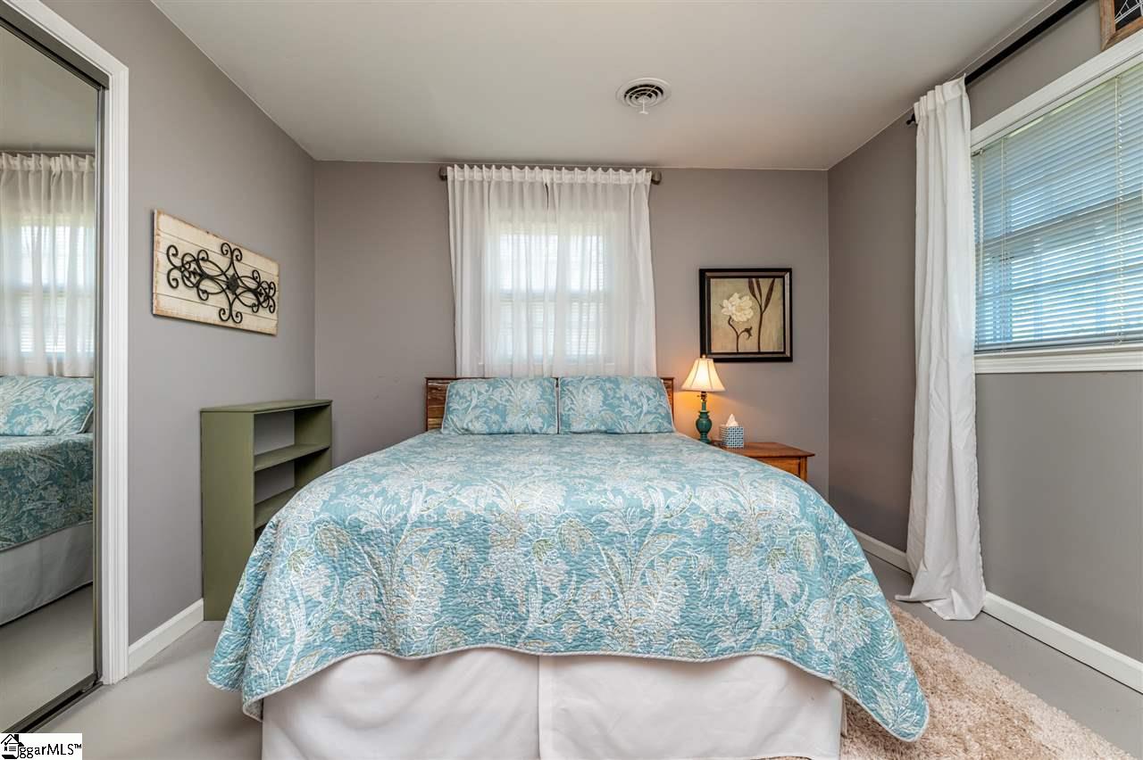 106 Brookbend Road Mauldin, SC 29662 - Photo 25 of 32 Gallery Image 25