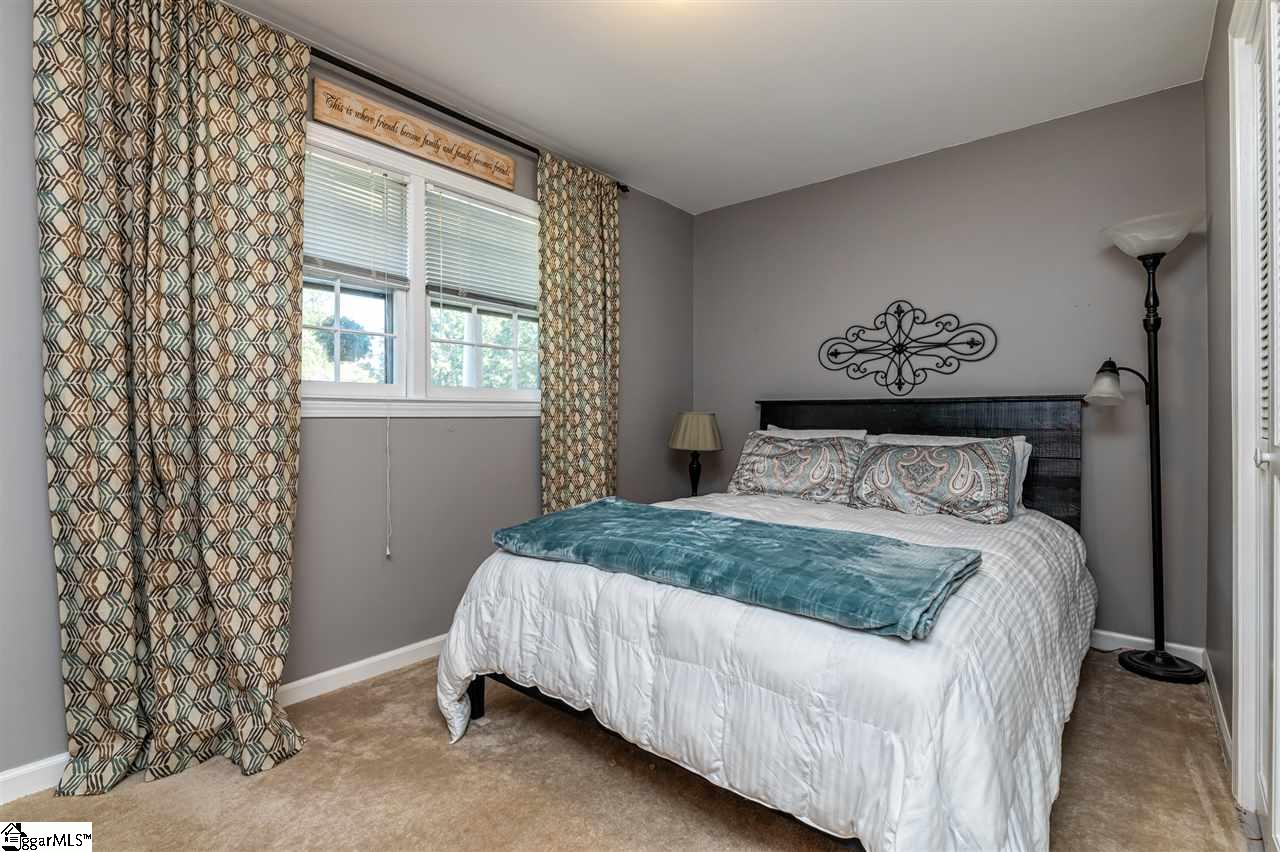106 Brookbend Road Mauldin, SC 29662 - Photo 27 of 32 Gallery Image 27