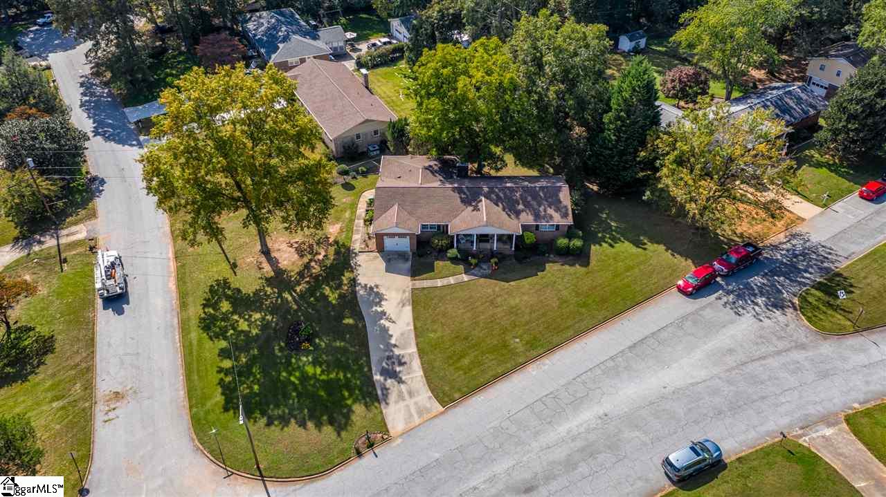 106 Brookbend Road Mauldin, SC 29662 - Photo 31 of 32 Gallery Image 31