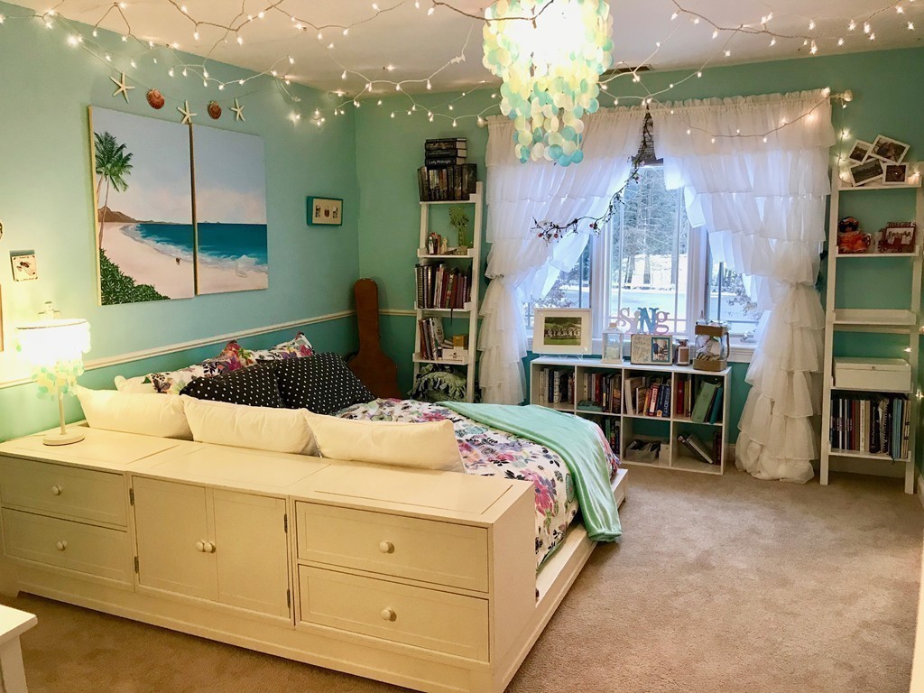 11 Kate's Lane Boxford, MA 01921 - Photo 24 of 30 a bedroom with a bed and window