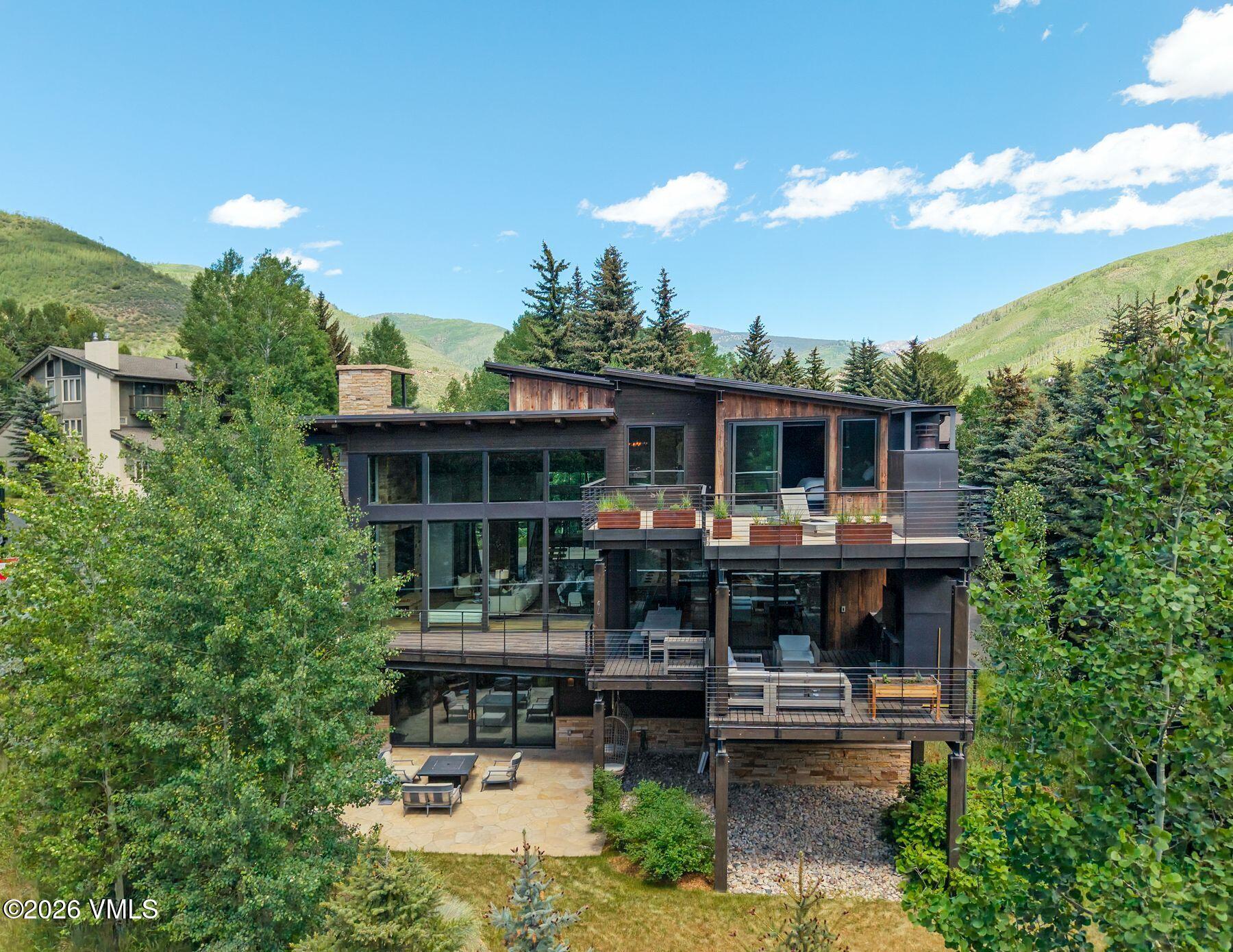 2440 Chamonix Lane Vail, CO 81657 - Photo 3 of 54 photo_online_002