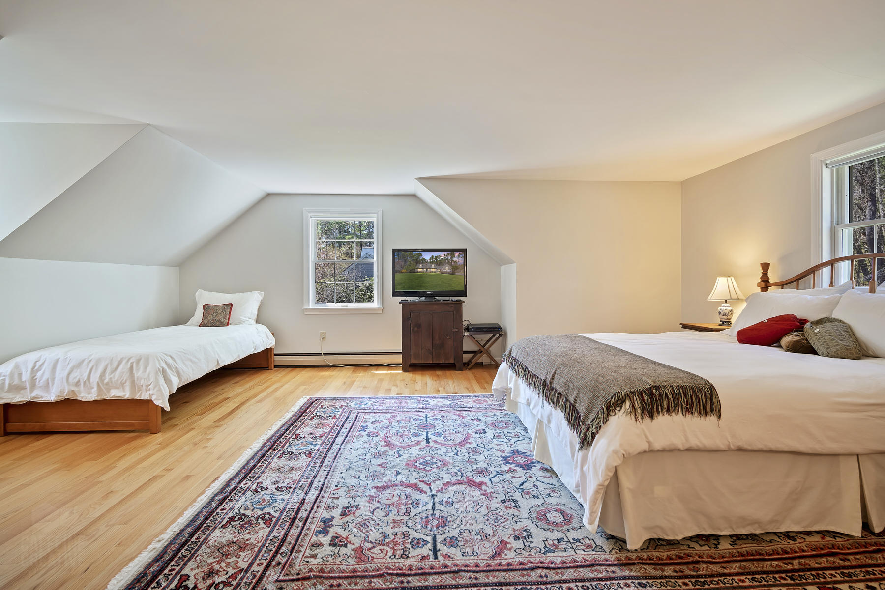 12 Ledge Road Cumberland, ME 04110 - Photo 39 of 50 amy-tarbox-cumberfore-caffeine-creative-