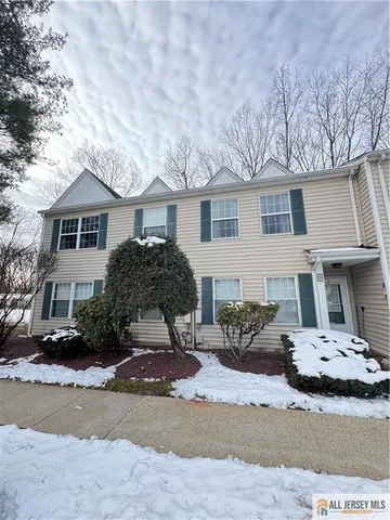 $2,450 | 15 Hanover Square, Unit C, Middlesex, NJ 08846