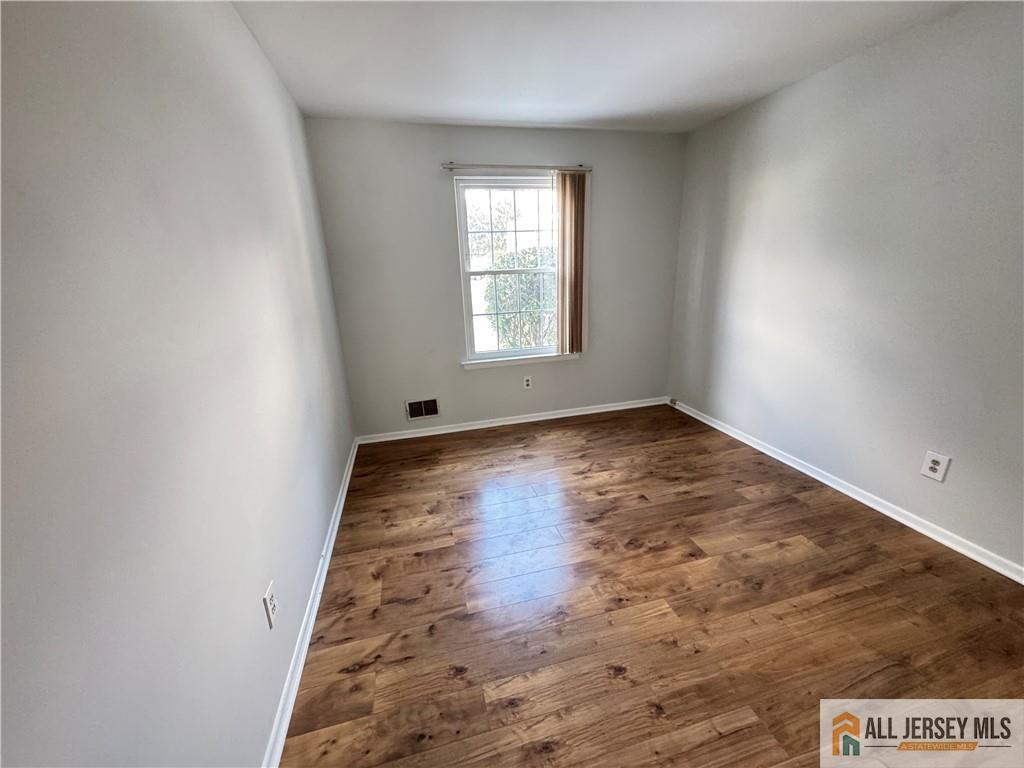 15 Hanover Square, Unit C Middlesex, NJ 08846 - Photo 12 of 27