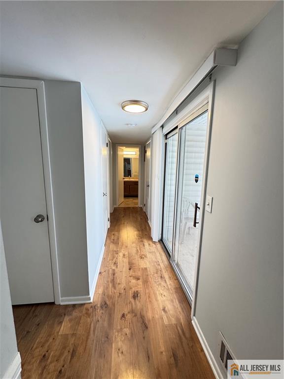 15 Hanover Square, Unit C Middlesex, NJ 08846 - Photo 19 of 27