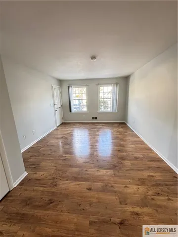 $2,450 | 15 Hanover Square, Unit C, Middlesex, NJ 08846