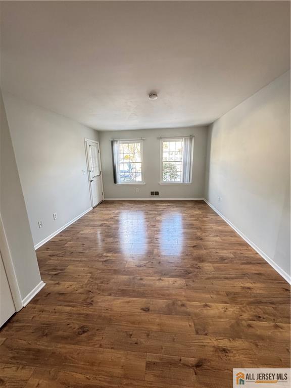 15 Hanover Square, Unit C Middlesex, NJ 08846 - Photo 3 of 27