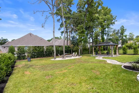 $940,000 | 208 South Empress Green Place, Montgomery, TX 77316