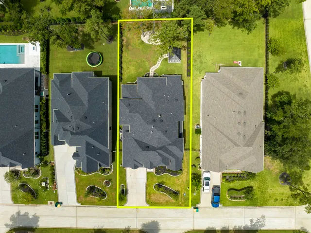 $940,000 | 208 South Empress Green Place, Montgomery, TX 77316