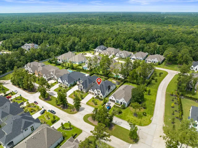 $940,000 | 208 South Empress Green Place, Montgomery, TX 77316