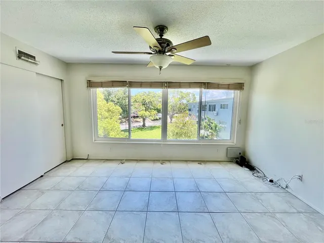 $170,000 | 2341 Haitian Drive, Unit 49, Clearwater, FL 33763