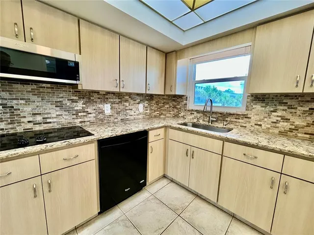 $170,000 | 2341 Haitian Drive, Unit 49, Clearwater, FL 33763