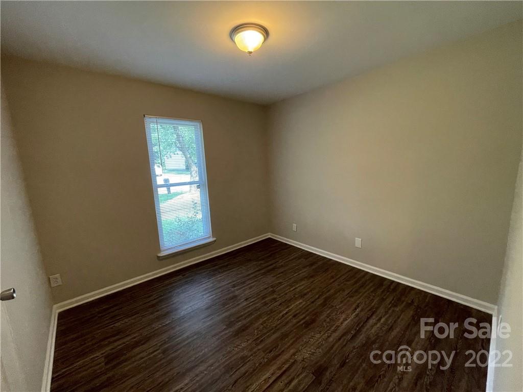 6838 North Ridge Court Charlotte, NC 28215 - Photo 10 of 17