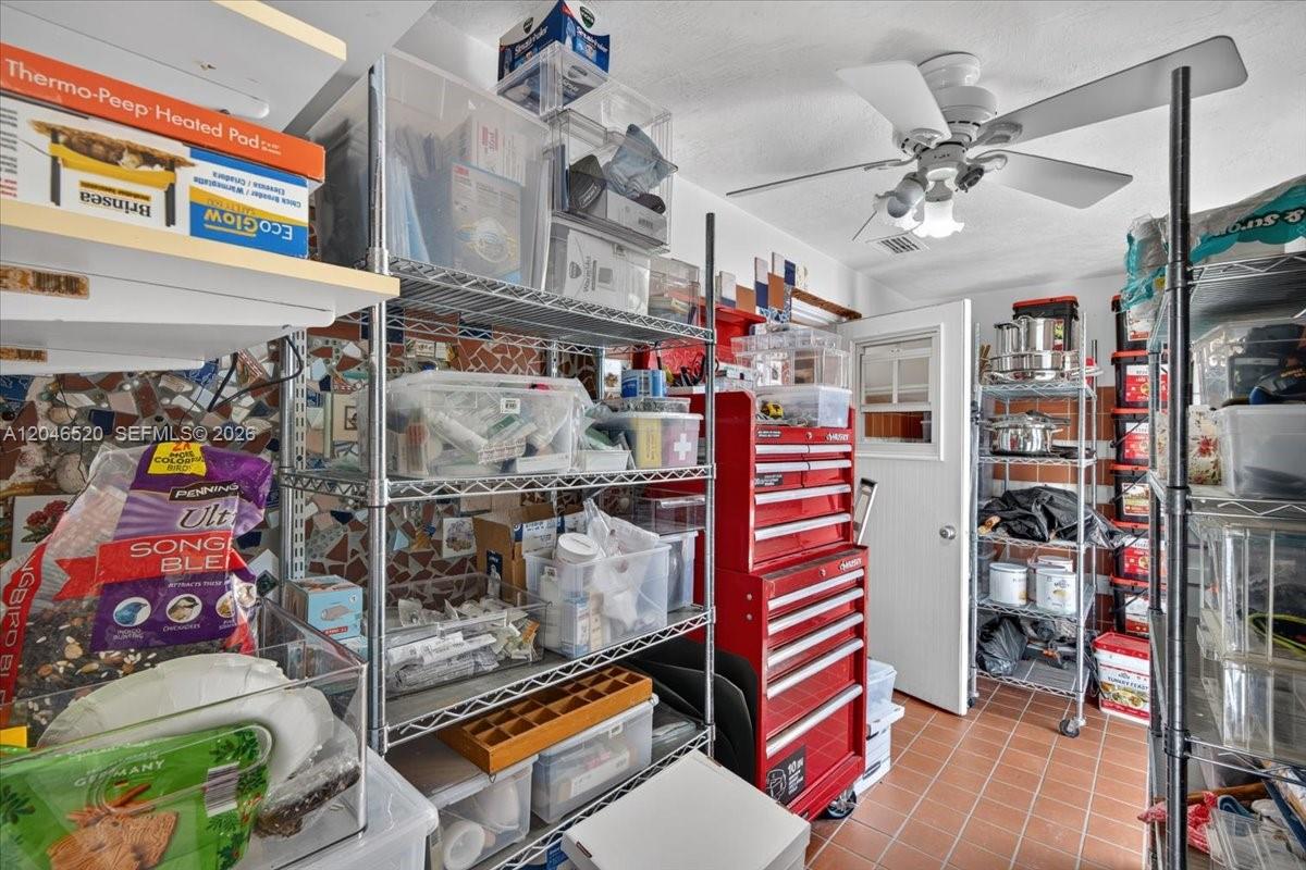 9841 Southwest 157th Terrace Miami, FL 33157 - Photo 37 of 54