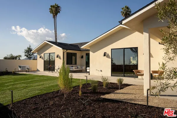 $2,395,000 | 3458 Monterosa Drive, Altadena, CA 91001