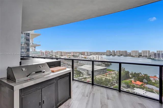 $4,850,000 | 18555 Collins Avenue, Unit 2203, Sunny Isles Beach, FL 33160