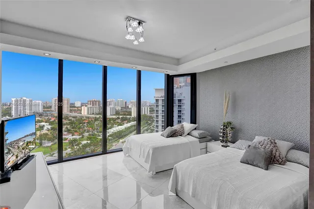 $4,850,000 | 18555 Collins Avenue, Unit 2203, Sunny Isles Beach, FL 33160