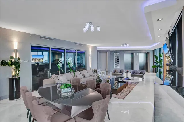 $4,850,000 | 18555 Collins Avenue, Unit 2203, Sunny Isles Beach, FL 33160