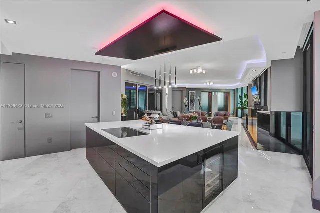 $4,850,000 | 18555 Collins Avenue, Unit 2203, Sunny Isles Beach, FL 33160