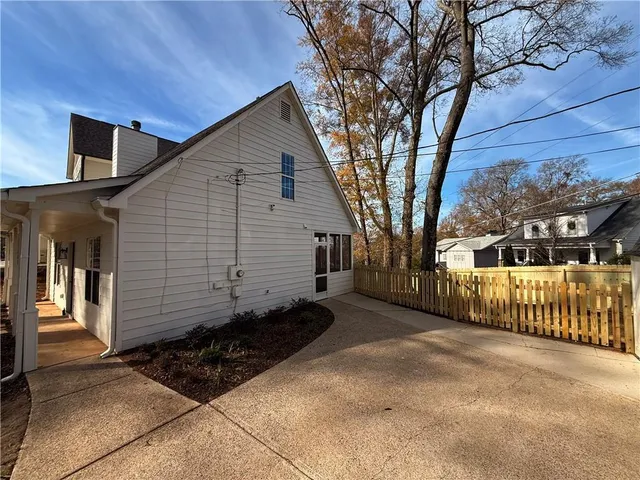 $415,000 | 180 Summit Avenue Southeast, Marietta, GA 30060