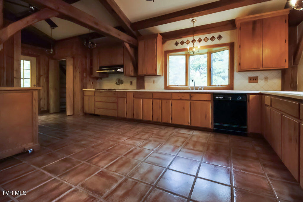 415 Christman Way Greeneville, TN 37743 - Photo 13 of 51 21