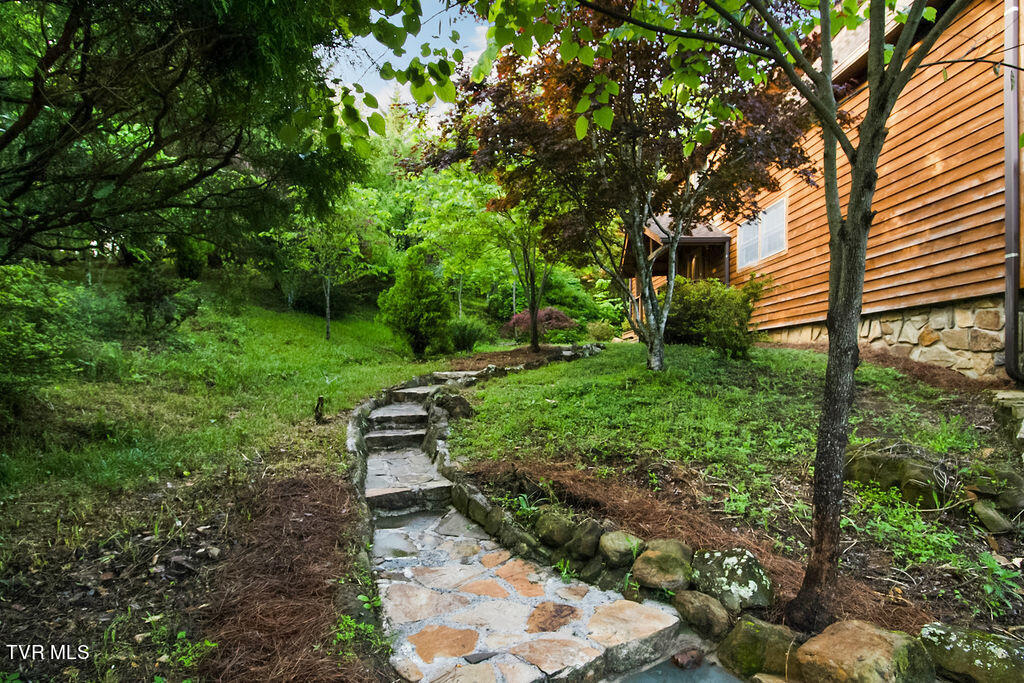 415 Christman Way Greeneville, TN 37743 - Photo 33 of 51 02