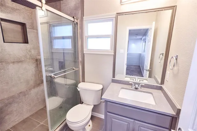 $2,800 | 2840 Clear Creek Drive, Rockwall, TX 75032