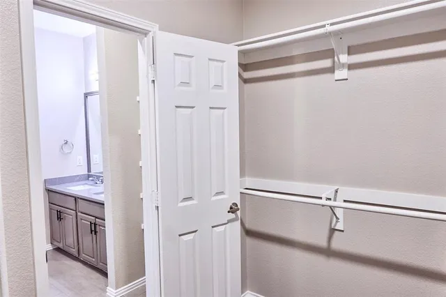 $2,800 | 2840 Clear Creek Drive, Rockwall, TX 75032