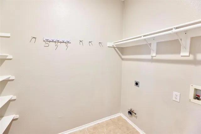 $2,800 | 2840 Clear Creek Drive, Rockwall, TX 75032