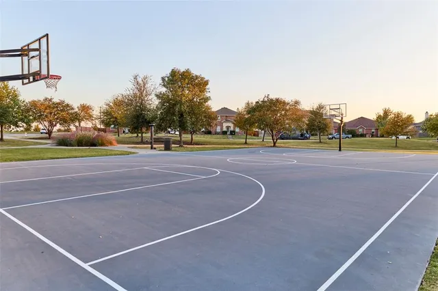 $2,800 | 2840 Clear Creek Drive, Rockwall, TX 75032