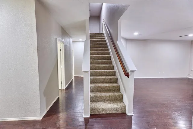 $2,800 | 2840 Clear Creek Drive, Rockwall, TX 75032