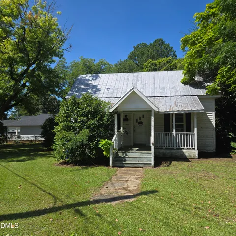 $135,000 | 301 West Hill Street, Benson, NC 27504