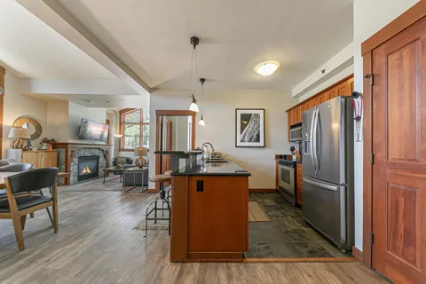 $1,540,000 | 1750 Village East Road, Unit 5402, Olympic Valley, CA 96146