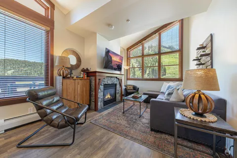 $1,540,000 | 1750 Village East Road, Unit 5402, Olympic Valley, CA 96146