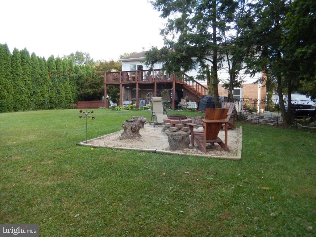 423 East Evergreen Road Lebanon, PA 17042 - Photo 14 of 26 Gallery Image 14