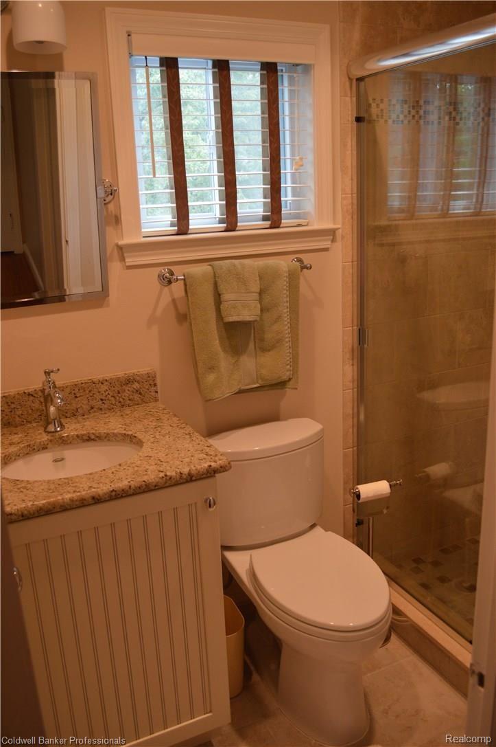 21 Beacon Hill Road Grosse Pointe, MI 48236 - Photo 52 of 93 DSC_0661.jpg