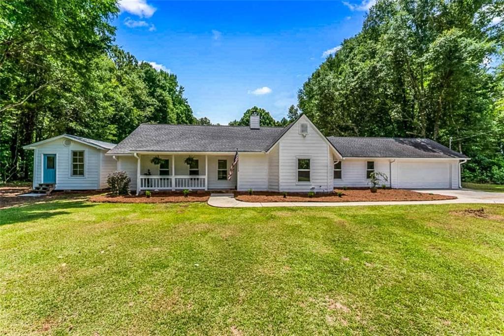 135 Dixie Lane Covington, GA 30014 - Photo 2 of 23