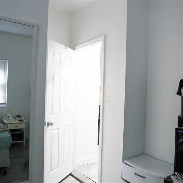 84 Cambridge Street Lowell, MA 01851 - Photo 27 of 42 a bathroom with a bathtub