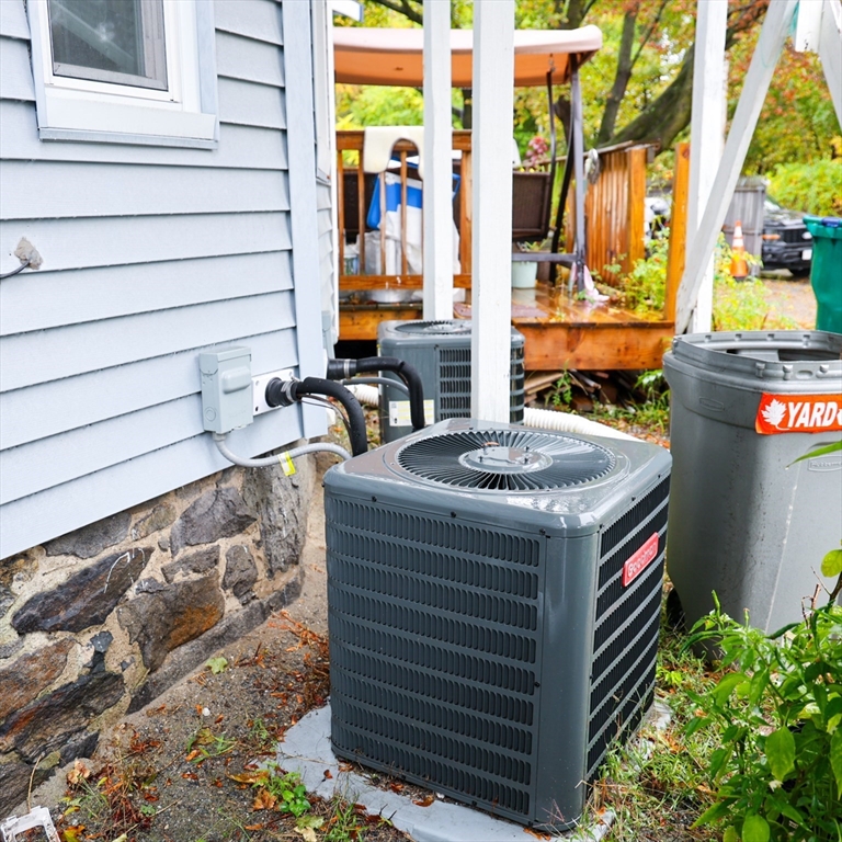 84 Cambridge Street Lowell, MA 01851 - Photo 37 of 42