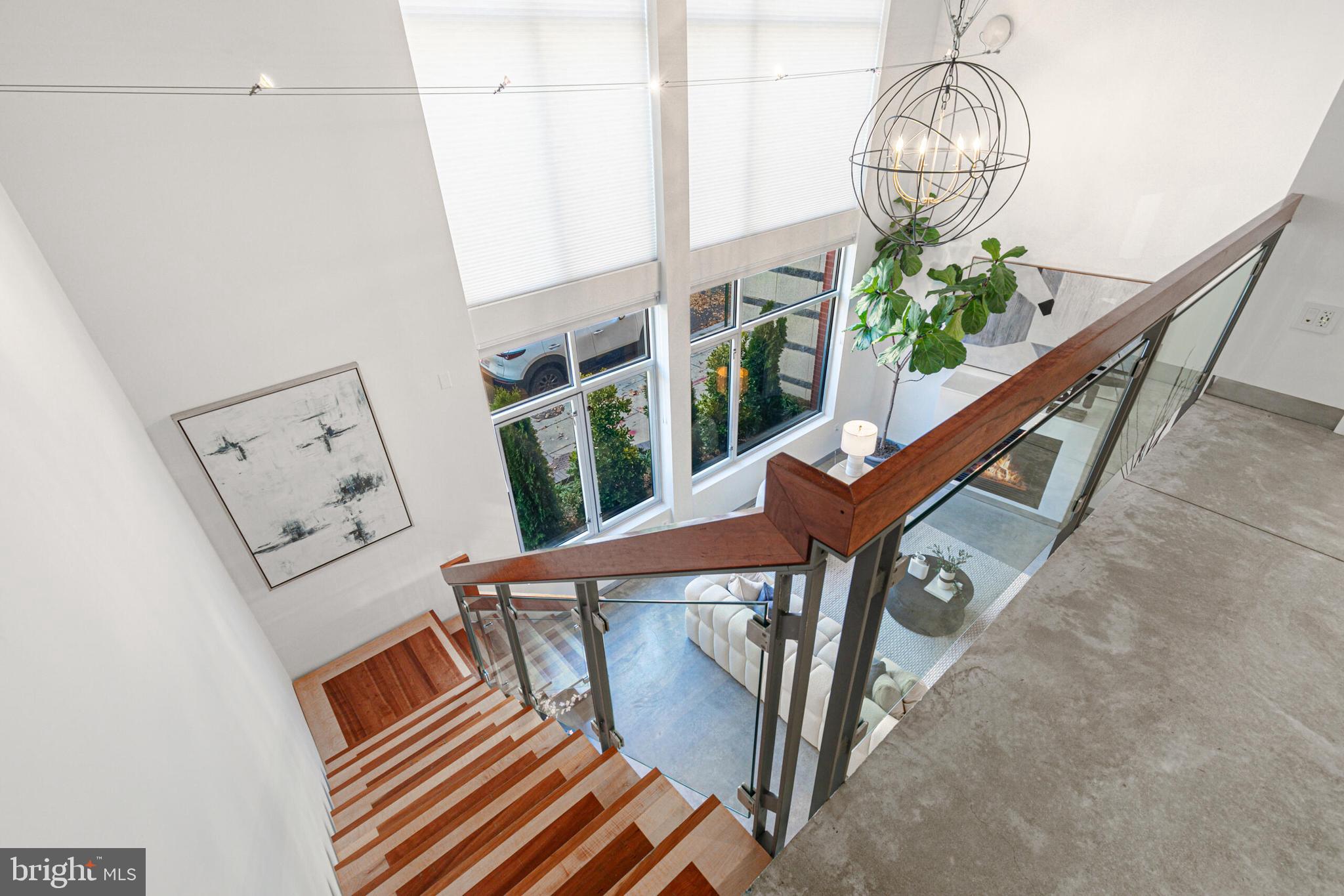 2351 Champlain Street Northwest, Unit C1 Washington, DC 20009 - Photo 18 of 34