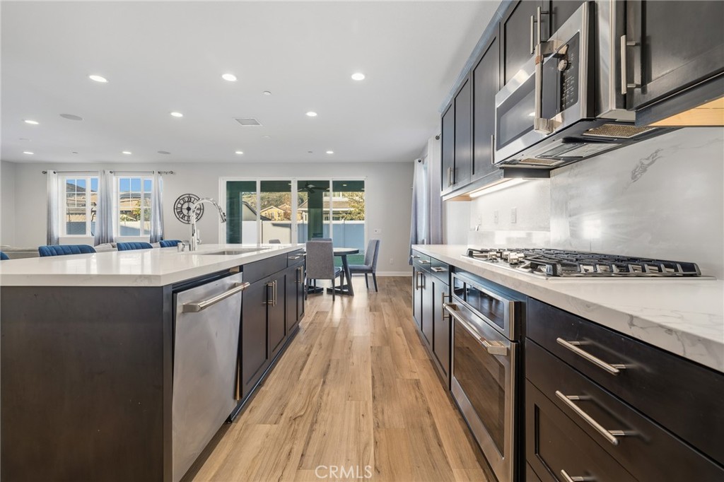 369 Rose Street Fillmore, CA 93015 - Photo 4 of 41