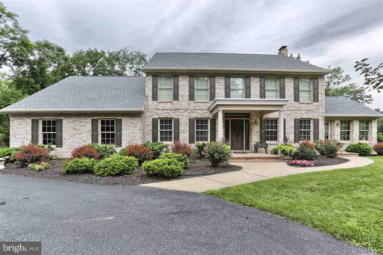 14 Orchard Road Hummelstown, PA 17036 - Photo 1 of 25 Gallery Image 1